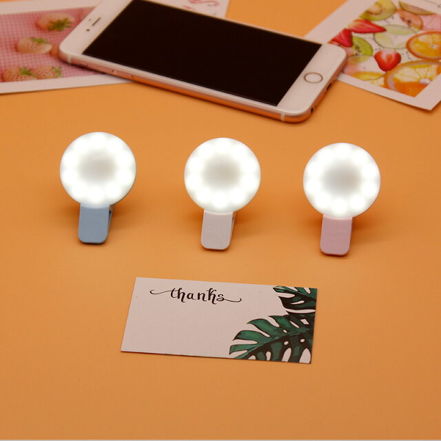 1,100円のクリップ式リングライト、正直レビュー【自撮り・Web会議に】